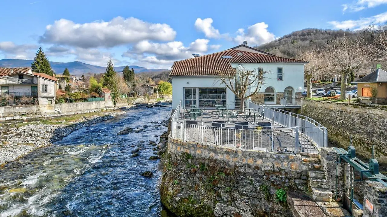 Vacanceole - La Maison Du Haut Salat Seix 2*,  France